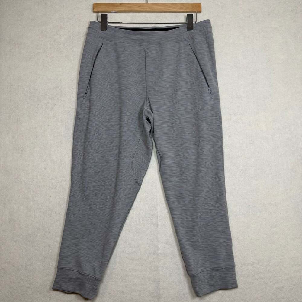 Lululemon Balancer Pant Mens Size M Heathered Gull Grey Joggers LM5A10S